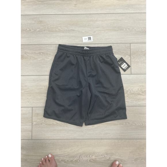 Boys Activewear Gildan Tee, Hanes Tank & Athletic Works shorts NWT - Picture 3 of 7